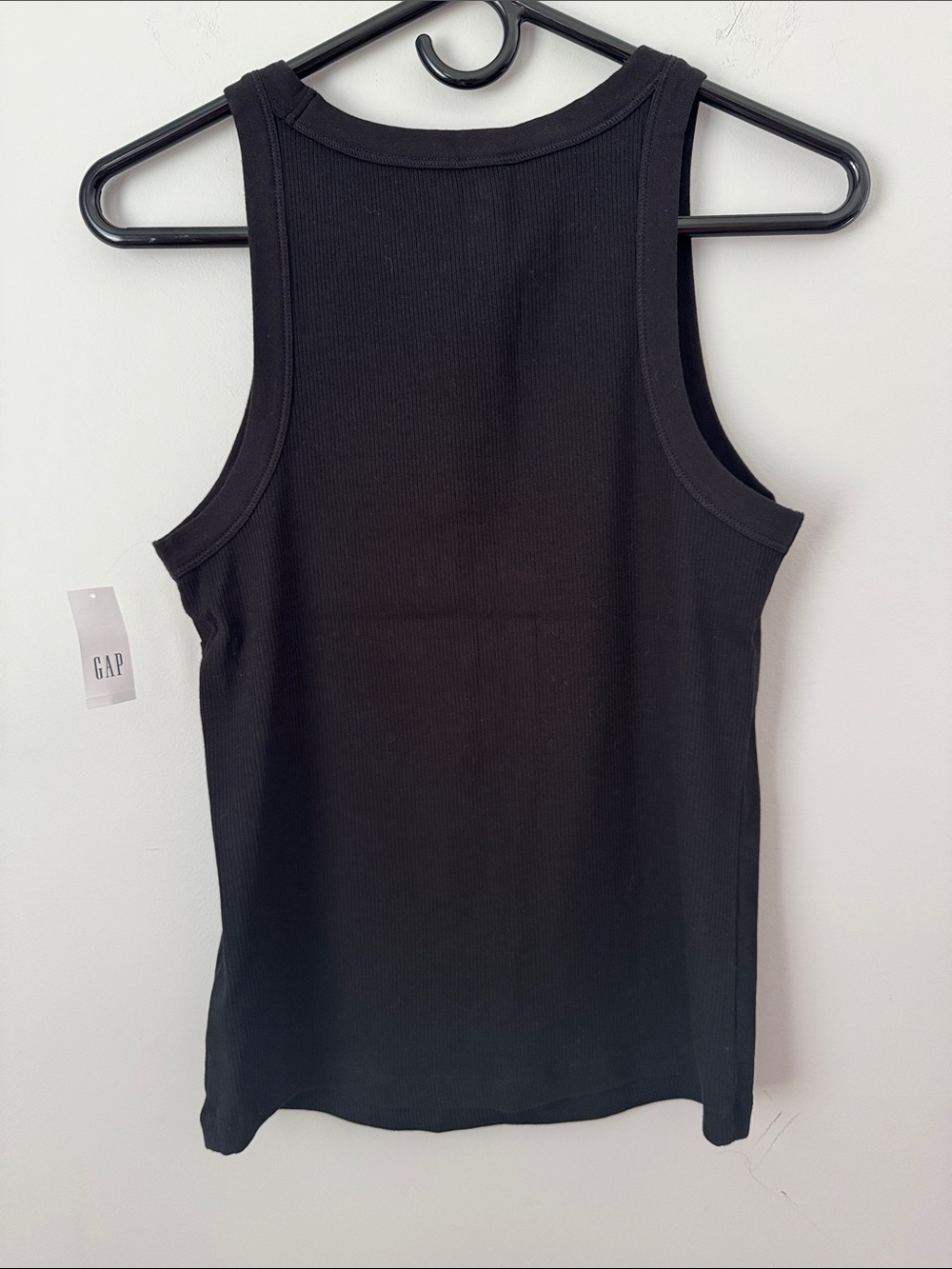 🆕 GAP Women's Black Racerback Ribbed Tank - M - Picture 3 of 4
